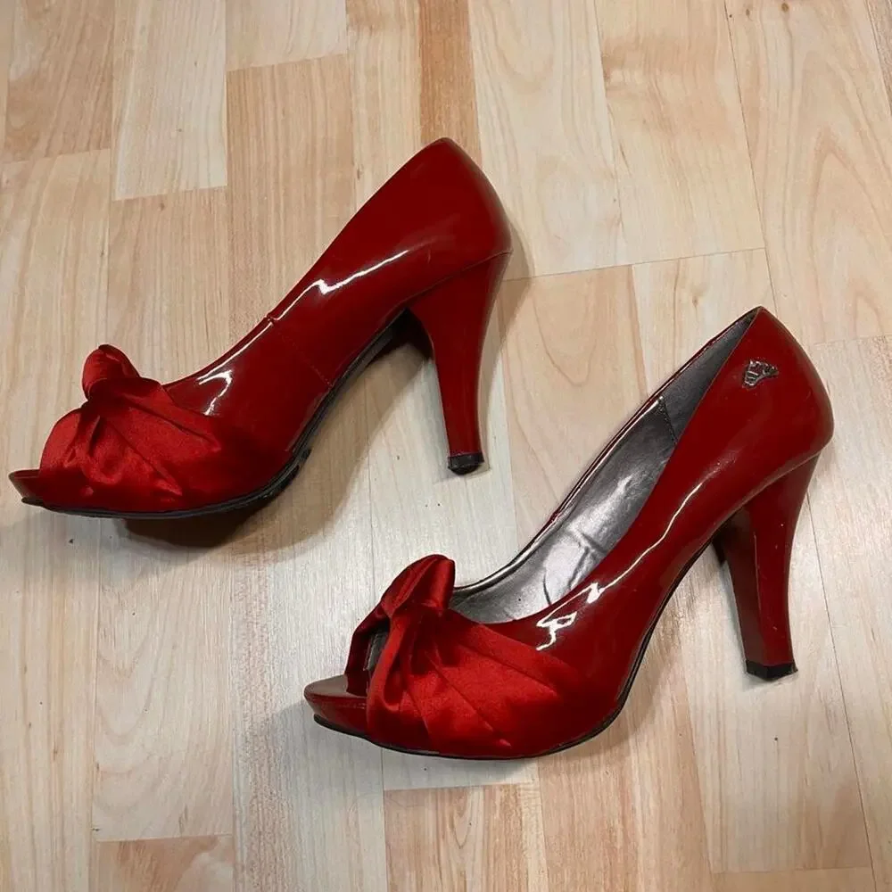 Y2K Fergalicious Red bow heels